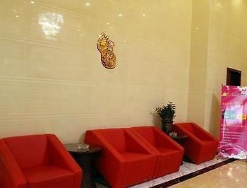 Juzhiyuan Chain Hotel Gongming Exterior foto
